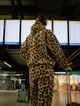 Load image into Gallery viewer, Comfy Season Yayowave Luxury Leopard / Luipaard Print Suit / Trainingspak / Joggingpak / Joggingbroek / Jogger | Faberyayo